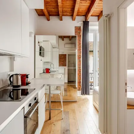 Elegant Oasis 10 Min Station With Balcony E Wifi Near M1 Rovereto Διαμέρισμα Μιλάνο