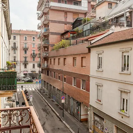 Elegant Oasis 10 Min Station With Balcony E Wifi Near M1 Rovereto